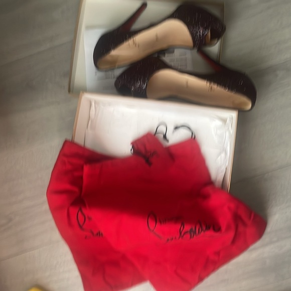 Christian Louboutin Rare, Very Prive 120mm Chrystal peeptoe.Holiday party ready! - Picture 2 of 7